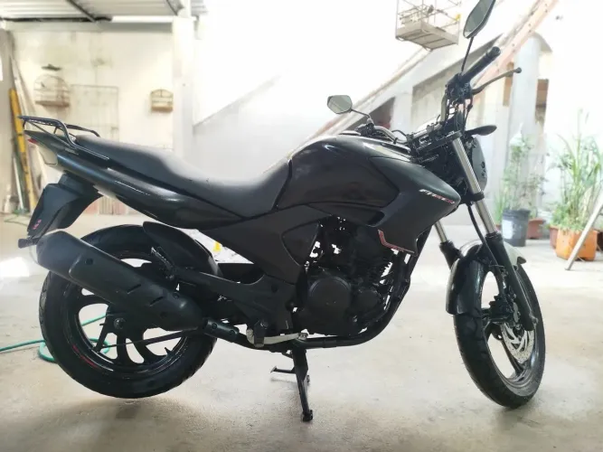 Fazer 250 2008 LE