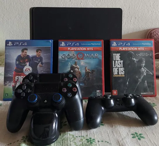 Ps4 slim