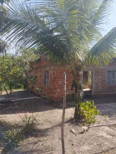 casa  fica localizado em Rosário no povoado jenipapo depois de são Simão 