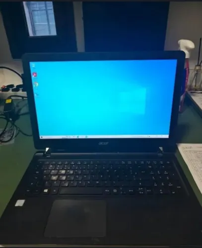 Notebook Acer Tela full hd Processador i3-7100u Memoria DDR4 8GB SSD 128gb com garantia
