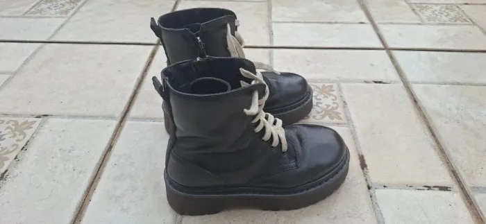 Bota Coturno John John