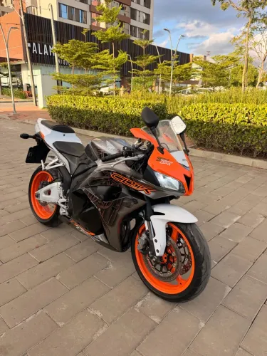 Raridade Cbr600rr raio X