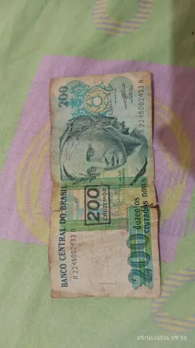 Nota antiga 200 Cruzados novos