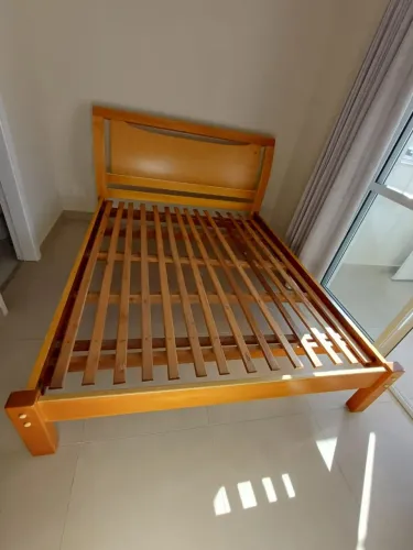 Cama Queen da Movelar