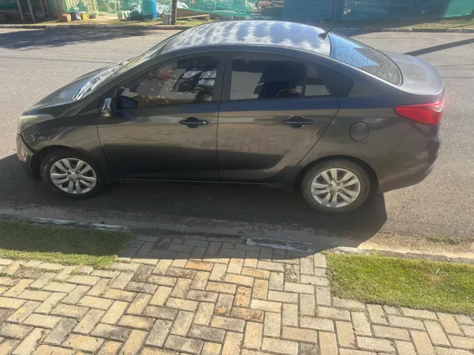 Hyundai HB20S C.plus/c.style1.0 Flex 12V Mec. 4P 2017