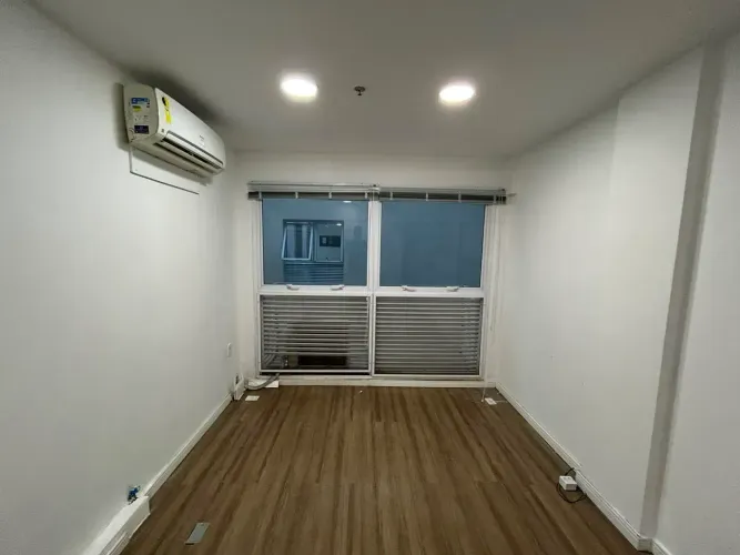 Alugo Sala / Consultório de 21m2 no Pátio Campo Grande