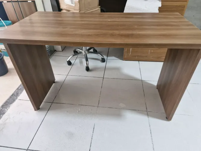 Mesa para escritório