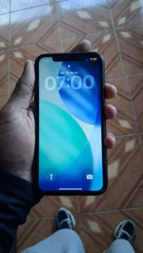 iPhone 11