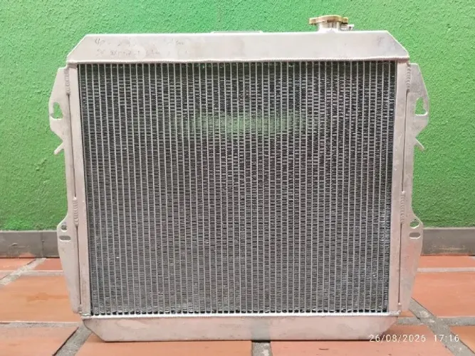 Radiador de Alumínio.