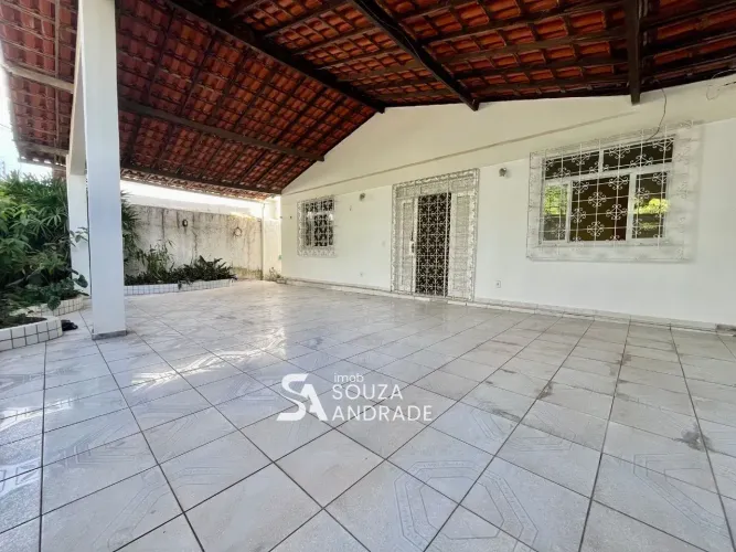 OPORTUNIDADE CASA NO PARQUE ATHENAS | 3 QUARTOS | COM SUÍTE