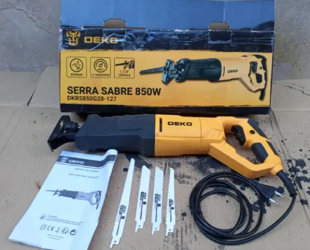 Serra Sabre Elétrica Deko DKRS850G28 850W 2800 RPM