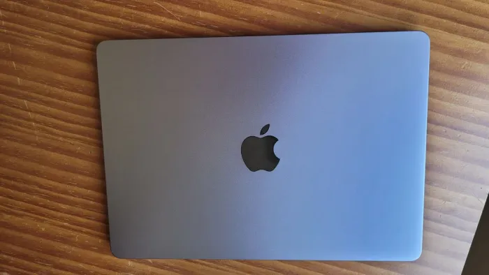 MacBook Air 2022 ? Chip Apple M2 | 8GB RAM | SSD 256GB