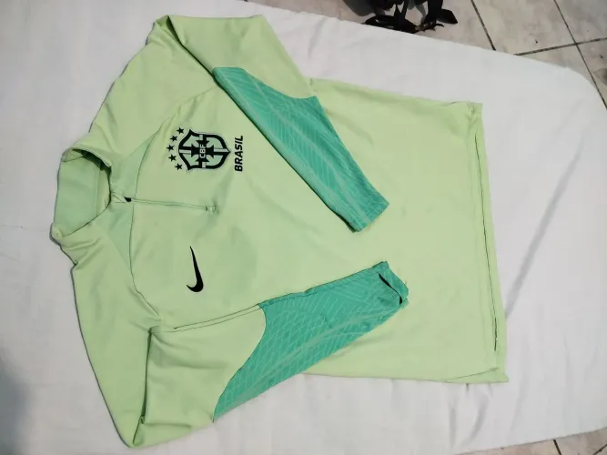 Camiseta dry fit Brasil