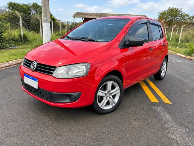 Volkswagen Fox 1.0 MI Total Flex 8V 5P 2011