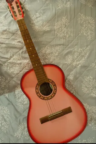 Violão Rosa