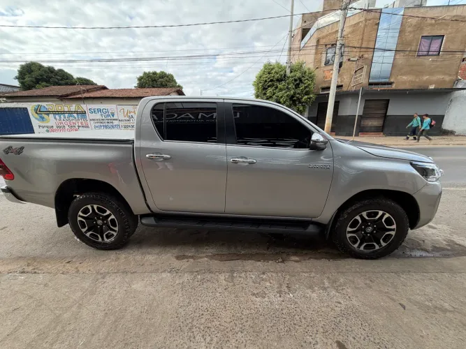 Toyota Hilux CD SRX 4X4 2.8 TDI 16V Diesel Aut. 2024