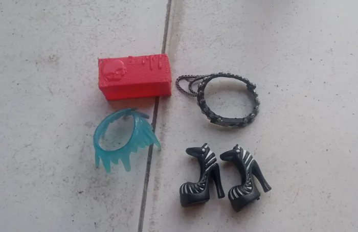 Lote de acessórios Monster high 