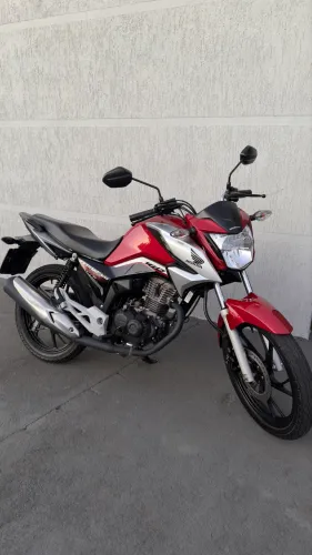 Único dono Manuel e chave reserva. Moto tudo ok