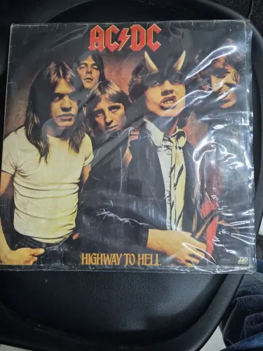 LP AC/DC - Highway to Hell | Vinil 12" em ótimo estado