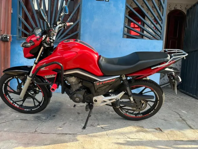 Aluga se Motocicleta R$340,00