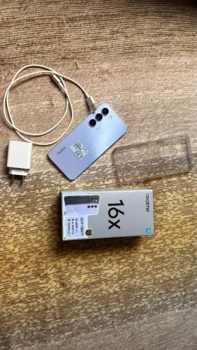 Realme 16x