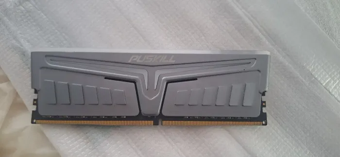 RAM DDR4 16GB 3200MHz (500R$ no PIX)