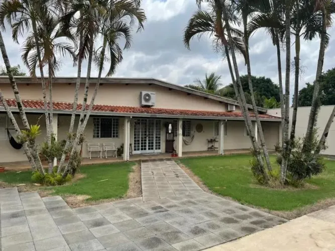 Casa à venda em Jaguariúna, Chácara Long Island, com 3 quartos, com 1557 m², Chácaras Long