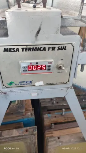 MESA TÉRMICA COM 12 BERÇOS 