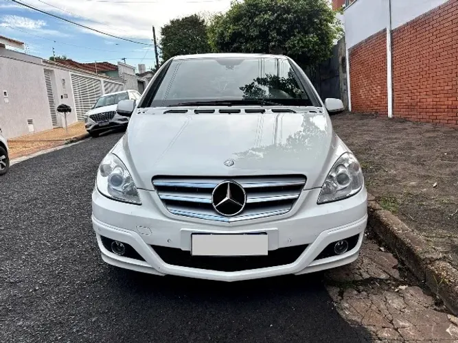 Mercedes-Benz Classe B 180 1.7 116cv Aut. 2011