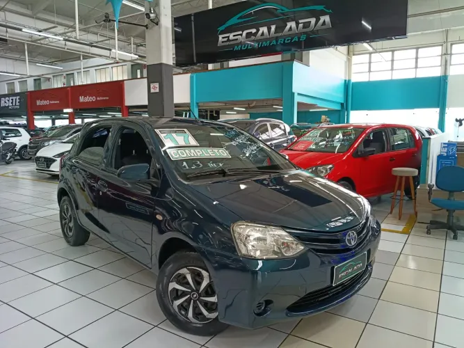 Toyota Etios X 1.3 Flex 16V 5P Mec. 2017