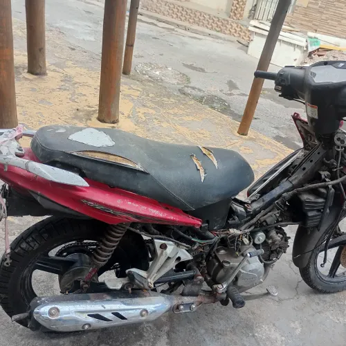Moto semi novas