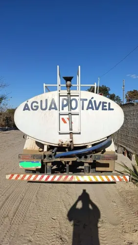 Vendo ou troco caminhão Pipa 1113 