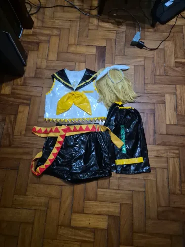 Cosplay Rin Kagamine