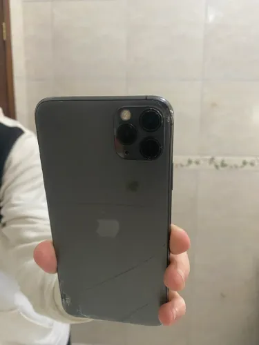 IPhone 11 Pro Max (ler descrição)