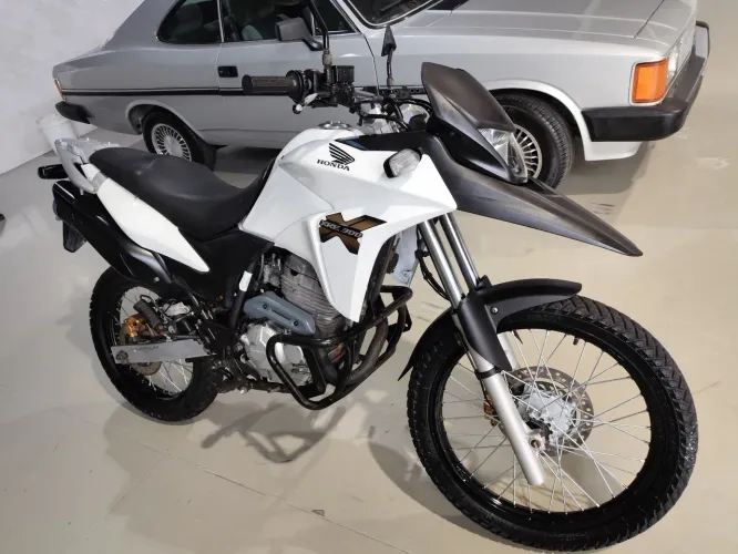 Moto XRE 300 ANO 13/14