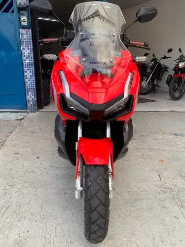 VENDO HONDA ADV 150 R$ 21.900,00