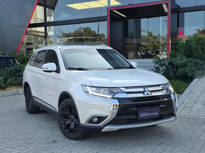 Mitsubishi Outlander Comfort 2.0 16V Aut. 2018