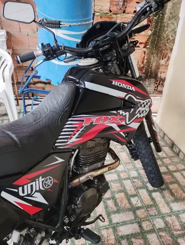 Vendo moto XR tornado 250 ano 2005