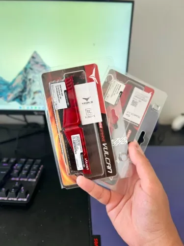 Memória Ram 16gb (2x8gb) Vulcan Metal Vermelho