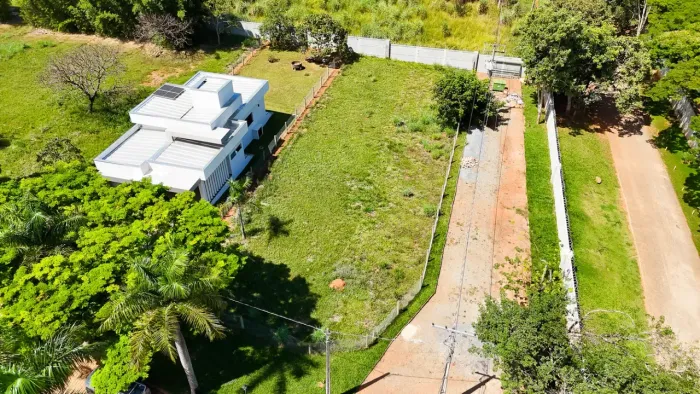 Lote no Condomínio Vila Colonial  Senador Canedo
