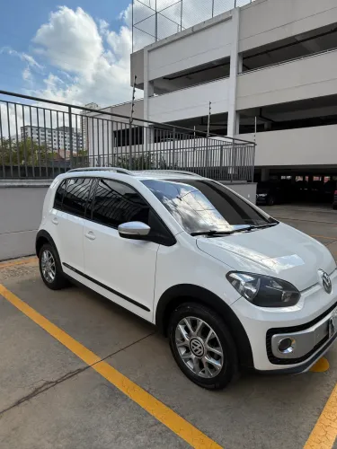 Volkswagen Up! Cross 1.0 TSI Total Flex 12V 5P 2017