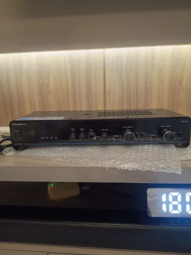 Amplificador Frahn Slim 2500 5g.