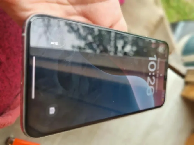 iPhone 11 Pro Max prata
