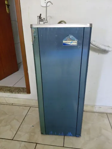 Vendo Bebedouro