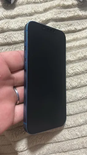 iPhone 13 normal 