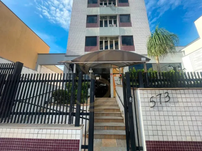 Sala à Venda em Centro, São José do Rio Pardo - SP