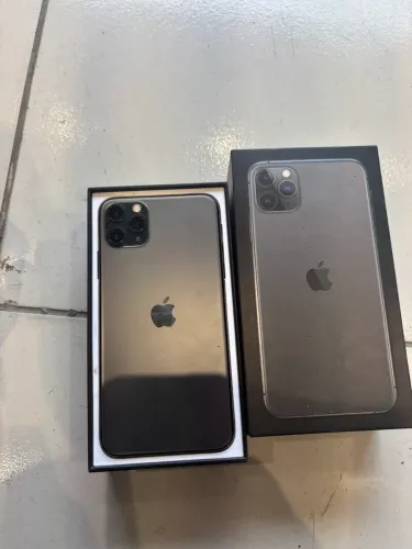 iPhone 11 Pro Max 64gb bateria 86