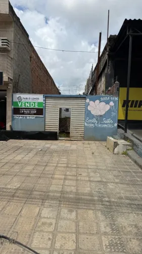 IMÓVEL Á VENDA