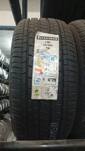 Pneu 225/45/17 Firestone