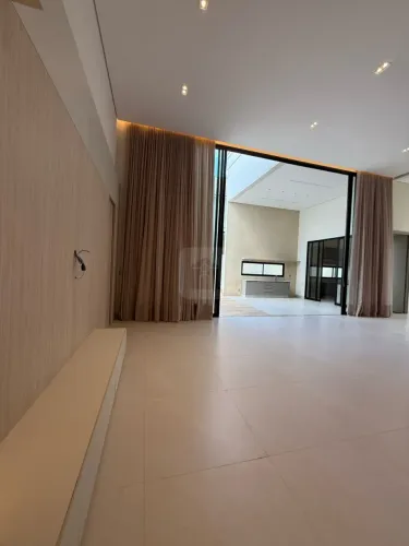Casa para venda no bairro Nova Uberlândia
